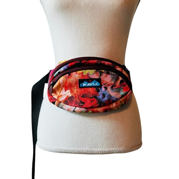 Kavu Women's Leaf Floral Fanny Pack - Multicolor - Picture 2 of 8